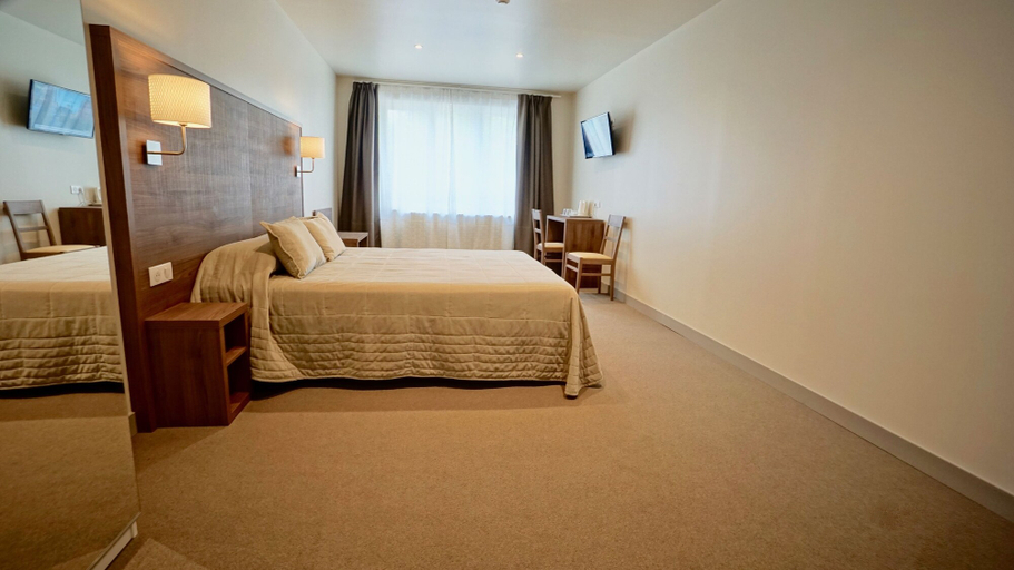 Bedroom 2, Hôtel Clair Cottage, Indre-et-Loire