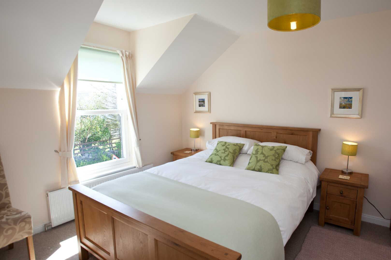 Bedroom 2, Port Charlotte Holidays, Argyll and Bute