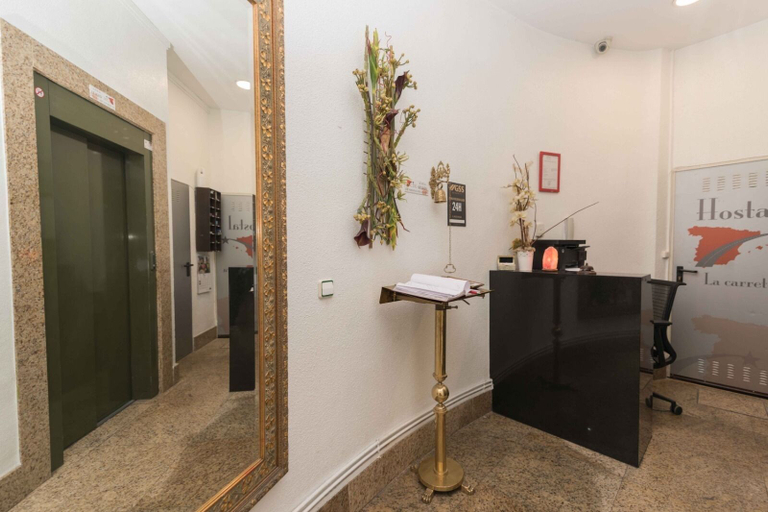 Others 4, Hostal La Carretera, Madrid