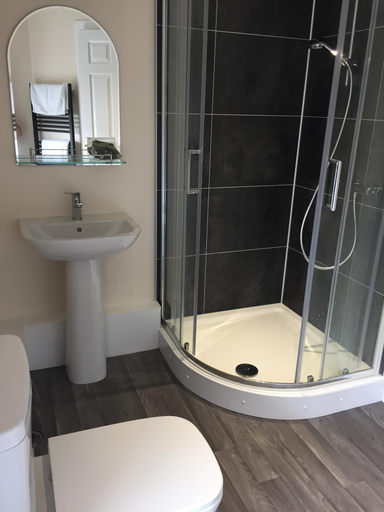 Bathroom 3, The Border Hotel, Scottish Borders