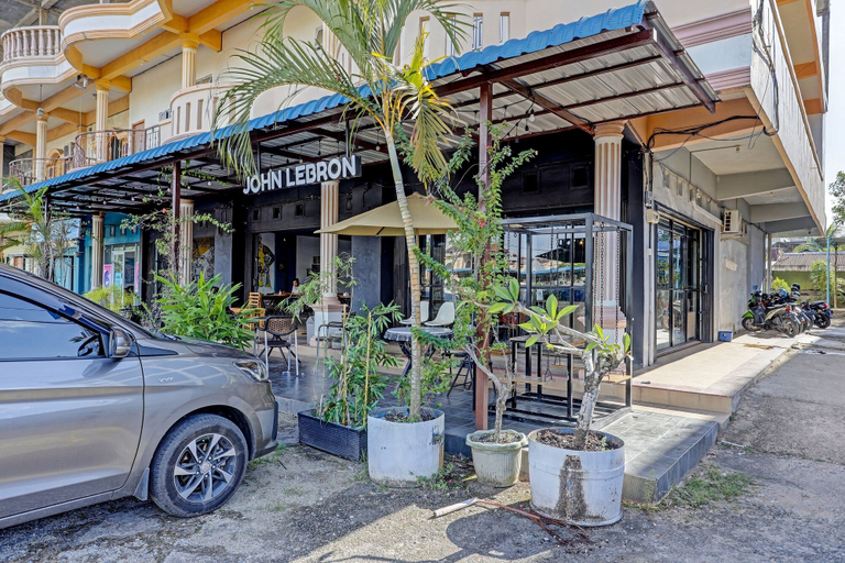 Exterior & Views 2, Collection O 91499 John Lebron House, Batam