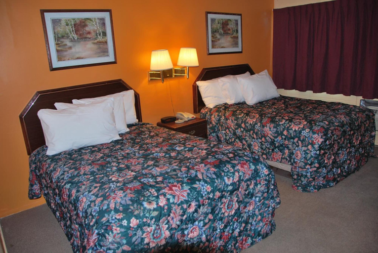 Bedroom 2, Imperial Motel, Cortland