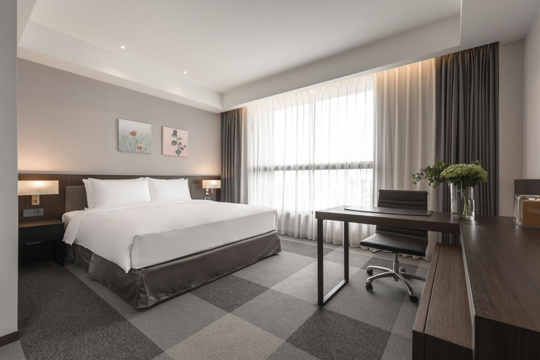 Bedroom 3, Lakeshore Hotel Tainan, Tainan