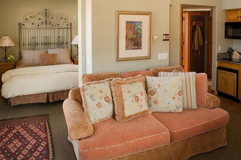 Bedroom 3, Inn at Lost Creek, San Miguel