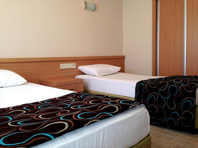 Bedroom 3, Beyaz Saray Hotel, Manavgat