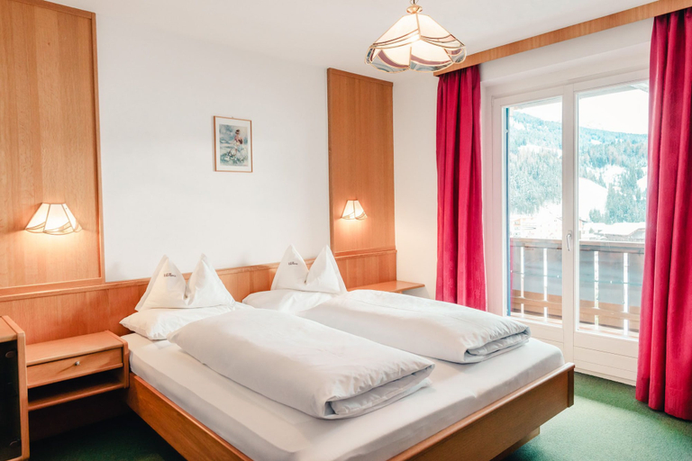 Bedroom 4, Kristiania Small Dolomites Hotel, Bolzano