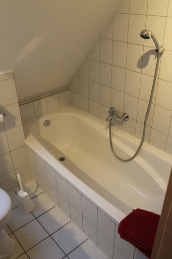 Bathroom, Apartmenthäuser Störtebeker, Aurich