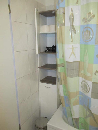 Bathroom 3, Lemon Tree Apartments, Zadar