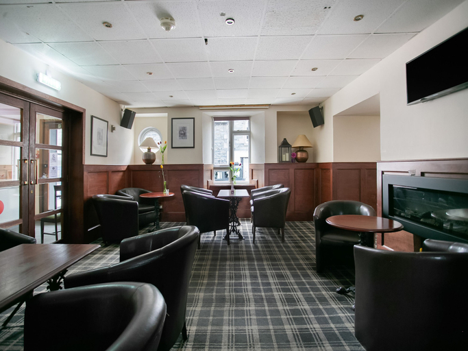 Food & Drinks, The Breadalbane Arms Hotel (Room Only), Perthshire and Kinross