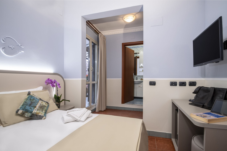 Bedroom 3, Hotel Grifo, Rome