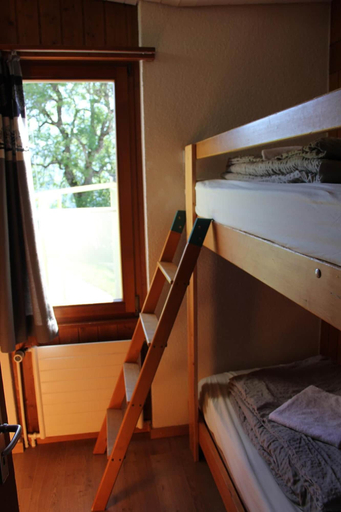 Bedroom 2, Leysin Lodge, Aigle