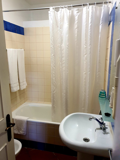 Bathroom 4, Fajã dos Padres, Ribeira Brava