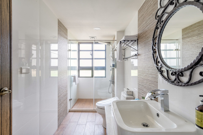 Bathroom 4, Milan Yilan, Yilan