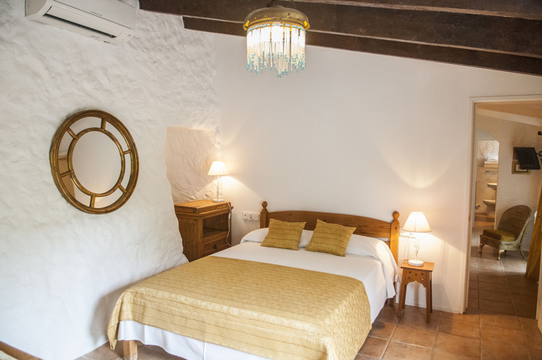 Bedroom 3, Hotel Rural Biniarroca - Adults Only, Baleares