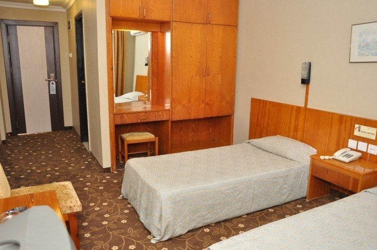 Bedroom 2, Deha Hotel, Alanya