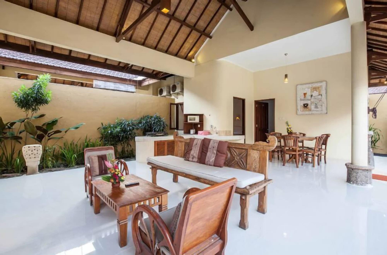 Others 4, PB - Villa 3 - 3BR · 3-BR Private Pool Villa Walk to Seminyak Beach, Badung