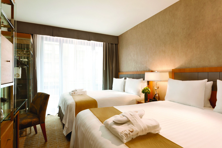 Bedroom 2, Executive Hotel Le Soleil New York, New York