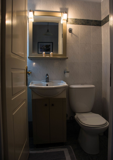 Bathroom 5, Theano Hotel, Attica