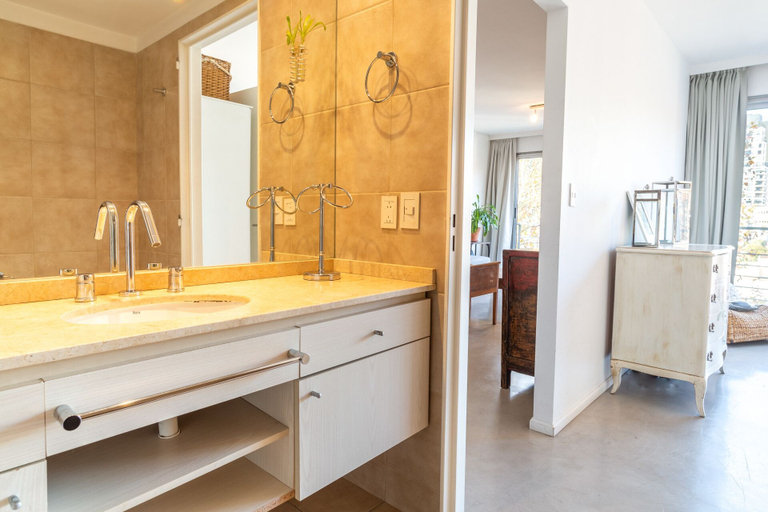 Bathroom 3, ORO Apartment by Be Local Argentina, Distrito Federal