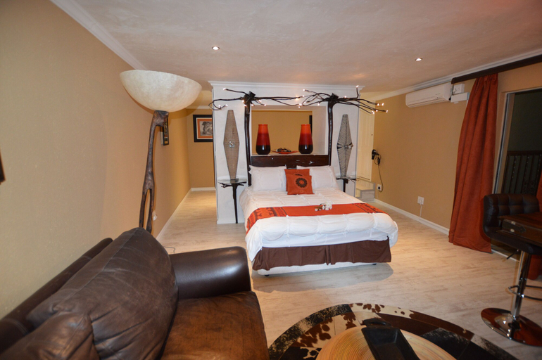 Bedroom 2, Kiwara Guesthouse, City of Johannesburg