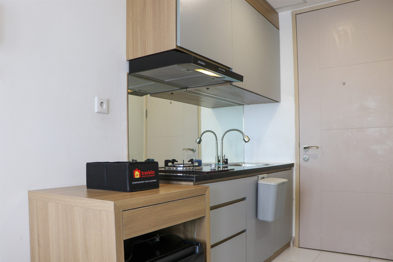 Others 4, Best Choice and Cozy Studio Apartment at Tokyo Riverside PIK 2 By Travelio, Tangerang
