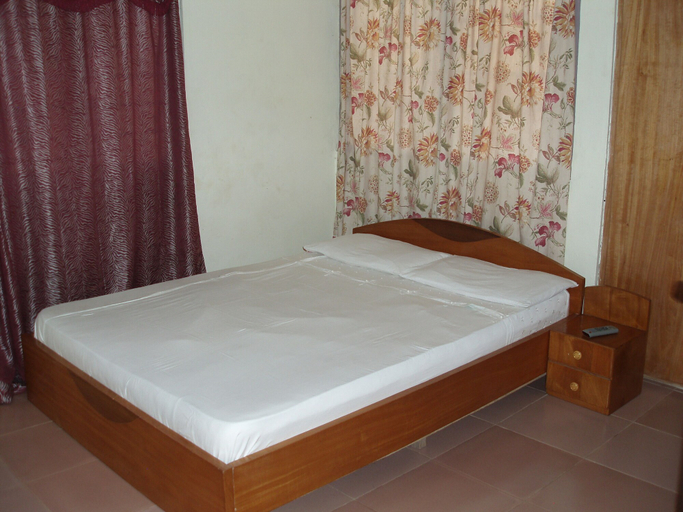 Bedroom 2, Western Nordic Lodge, Tema