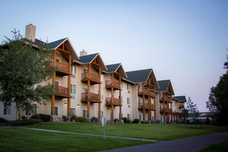 Exterior & Views 2, Best Western Plus Riverfront Hotel & Suites, Cascade
