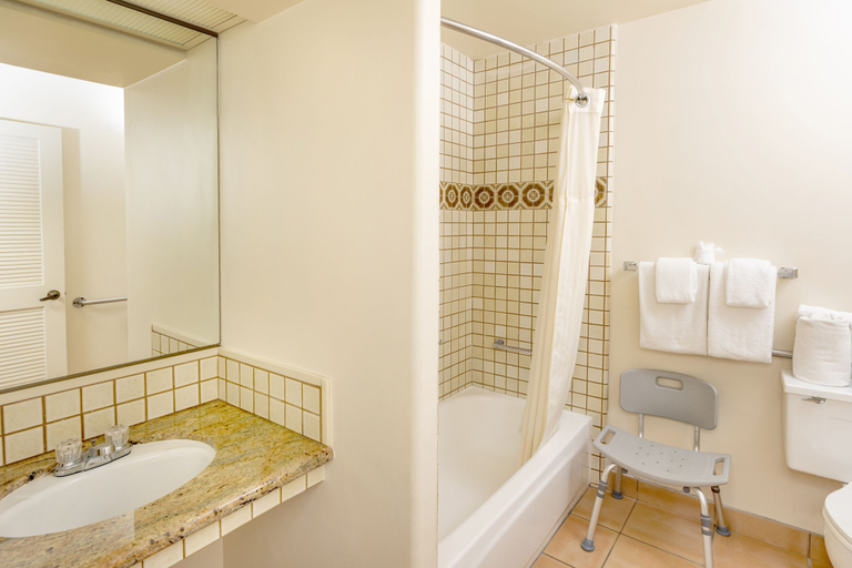 Bathroom 5, Clocktower Inn Ventura, Ventura