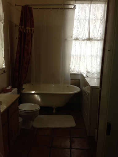 Bathroom 4, Degas House, Orleans