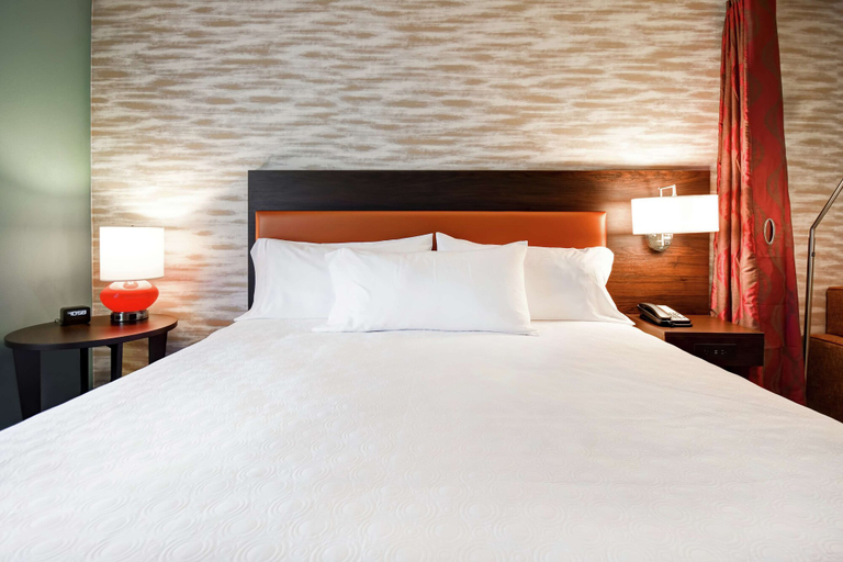 Bedroom 2, Home2 Suites by Hilton Lagrange, Troup