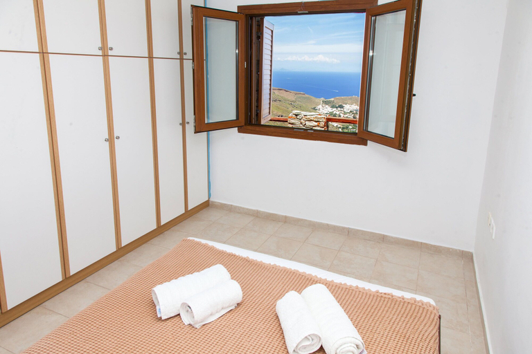 Room 4, Karthea VI, South Aegean