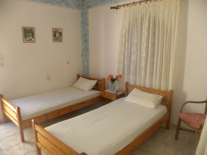 Bedroom 3, Villa Thalia, Crete