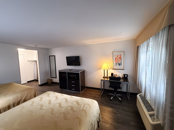 Bedroom 4, Quality Inn Burbank Airport, Los Angeles