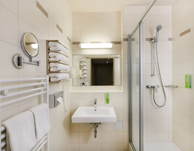 Bathroom 4, JUFA Hotel Graz, Graz