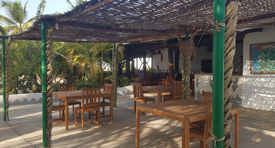 Food & Drinks 3, Hotel Katakalousse Peche Loisirs, Oussouye