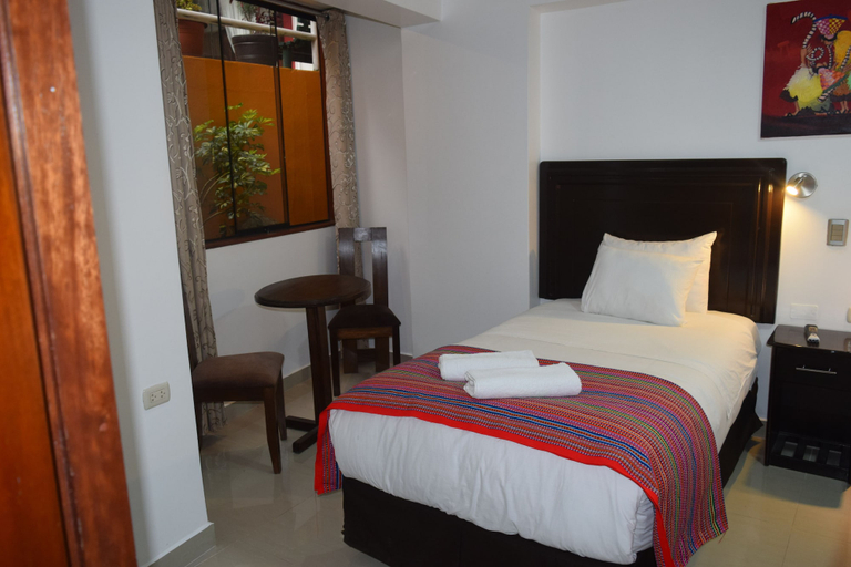 Bedroom 2, Quilla Ecologico Inn, Urubamba