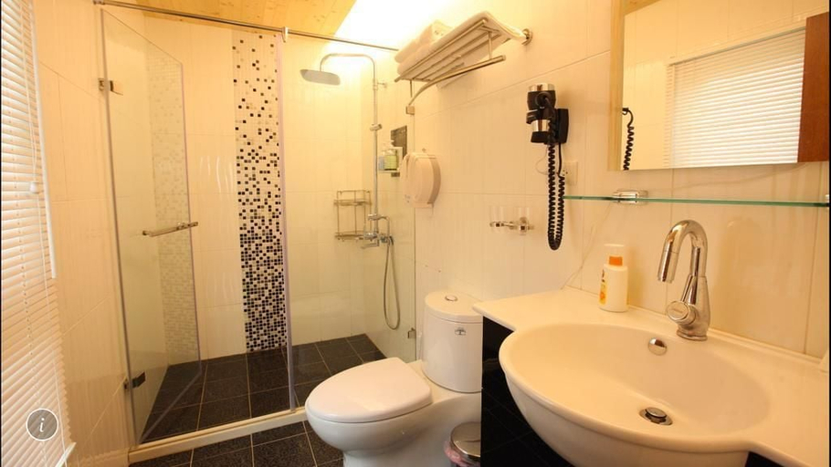 Bathroom 4, Look Villa, Kinmen