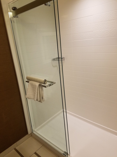 Bathroom 4, Fairfield Inn & Suites Gallup, McKinley