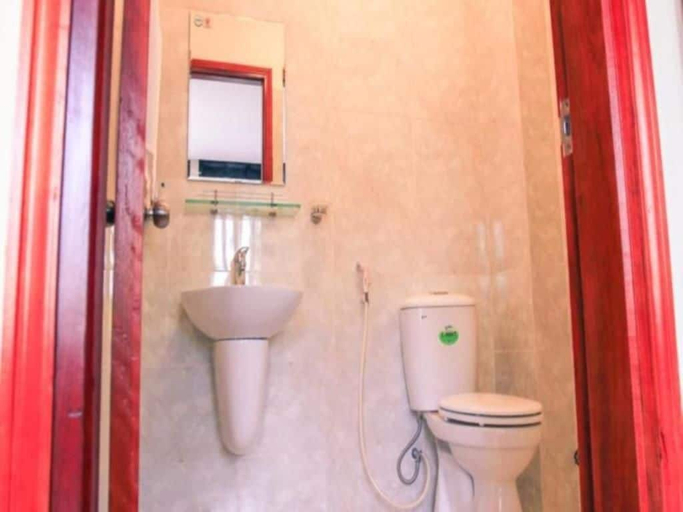 Bathroom 3, Harmony Homestay, Da Nang