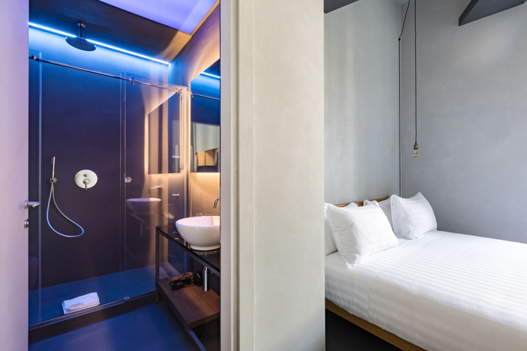 Bedroom 3, Pietra, Rome