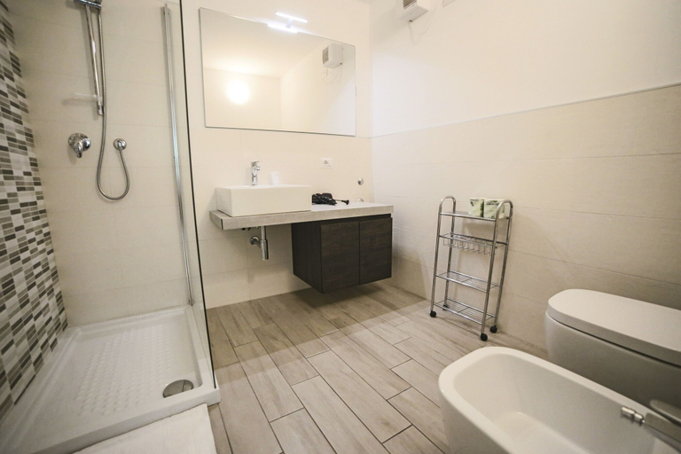 Bathroom 4, B&B Santa Maria Novella, Florence