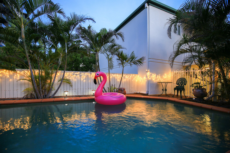 Sport & Beauty 5, Toowong Central Motel Apartments, Toowong