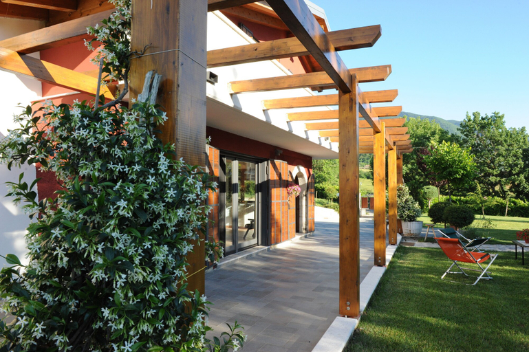 Others 4, Country House Il Papavero, Avellino