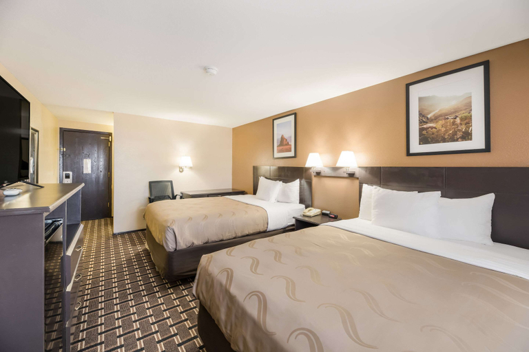 Bedroom 1, Quality Inn Clovis, Curry