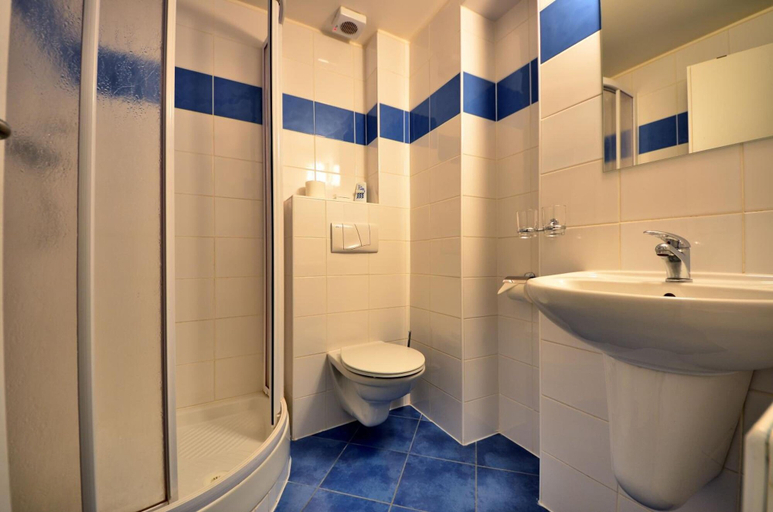 Bathroom 4, Ski Hotel Stoh, Trutnov