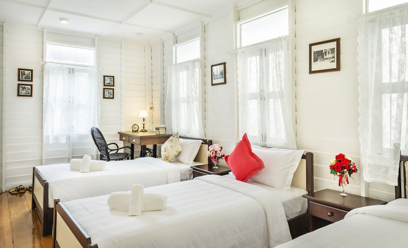 Bedroom 28