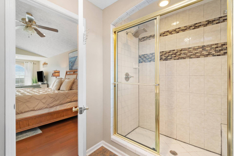 Bedroom 2, Stay Salty, Bay