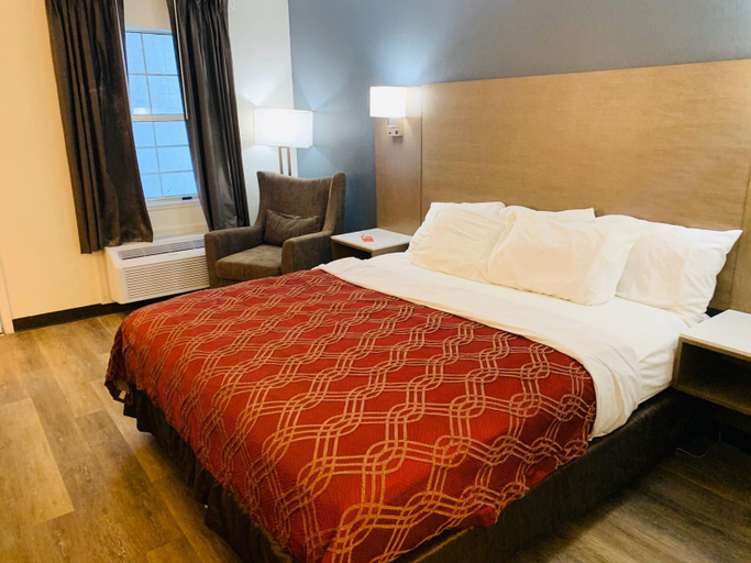 Bedroom 2, Econo Lodge Crystal Coast, Carteret