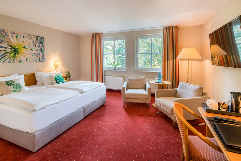 Bedroom 4, Parkhotel Diani, Leipzig