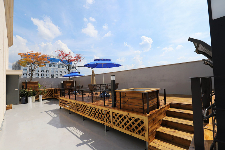 Others 2, Hotel Bentley, Chuncheon